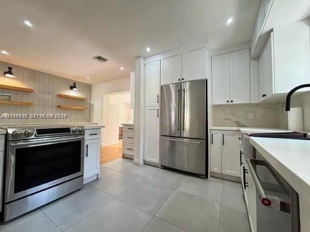 9472 Byron Ave, Surfside, FL 33154