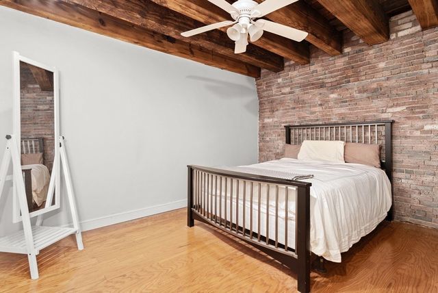 90 Commercial St 1A, Boston, MA 02109