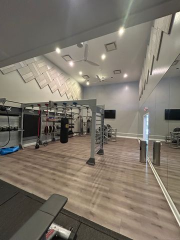 138 Hollow Tree Ridge Road 1523, Darien, CT 06820