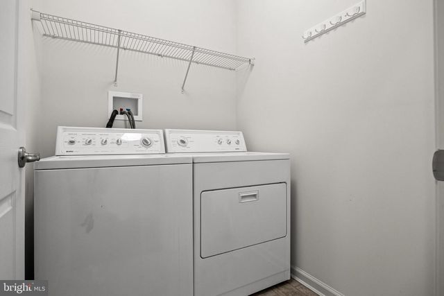 29 APPLEGATE DR, Florence, NJ 08518