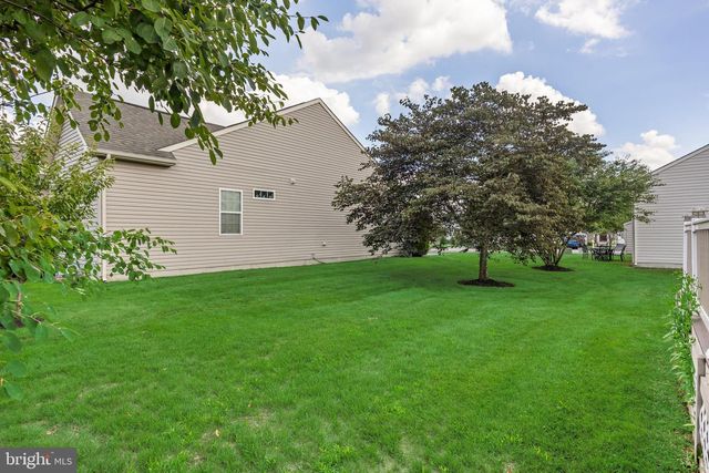 29 APPLEGATE DR, Florence, NJ 08518
