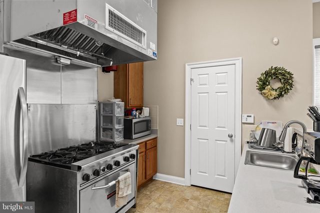 29 APPLEGATE DR, Florence, NJ 08518
