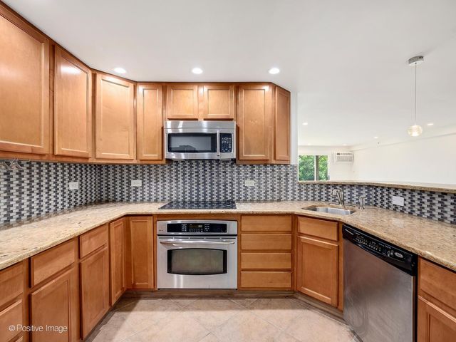 10130 S 84th Terrace 11107, Palos Hills, IL 60465