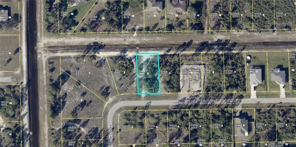 105 Paxton ST, LEHIGH ACRES, FL 33974 — exterior
