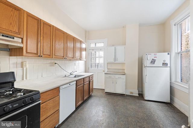 330 4TH ST SE, Washington, DC 20003