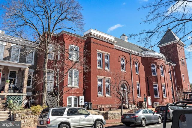 330 4TH ST SE, Washington, DC 20003