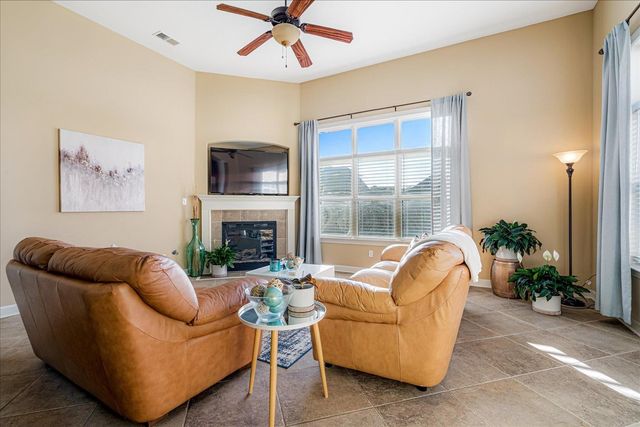 9655 GRAYS MEADOW DR, Cordova, TN 38018