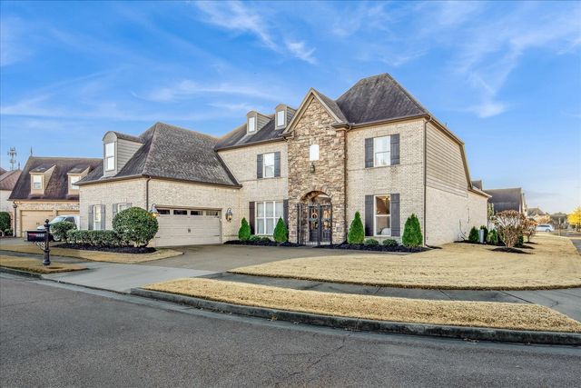 9655 GRAYS MEADOW DR, Cordova, TN 38018