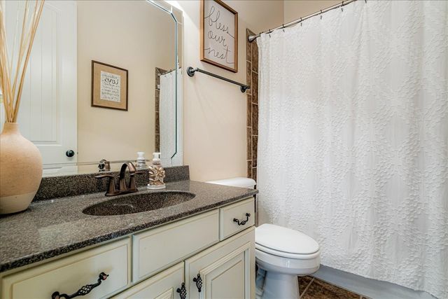 9655 GRAYS MEADOW DR, Cordova, TN 38018