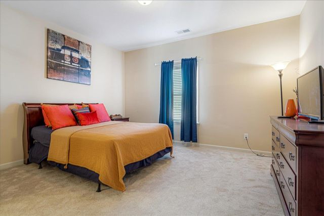 9655 GRAYS MEADOW DR, Cordova, TN 38018