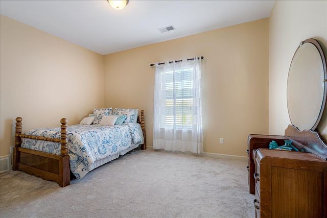 9655 GRAYS MEADOW DR, Cordova, TN 38018