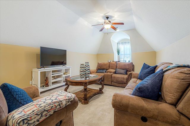 9655 GRAYS MEADOW DR, Cordova, TN 38018