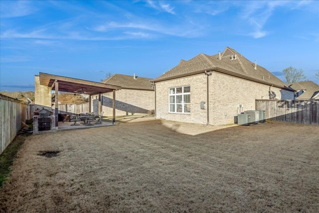 9655 GRAYS MEADOW DR, Cordova, TN 38018