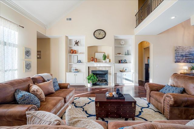 9655 GRAYS MEADOW DR, Cordova, TN 38018