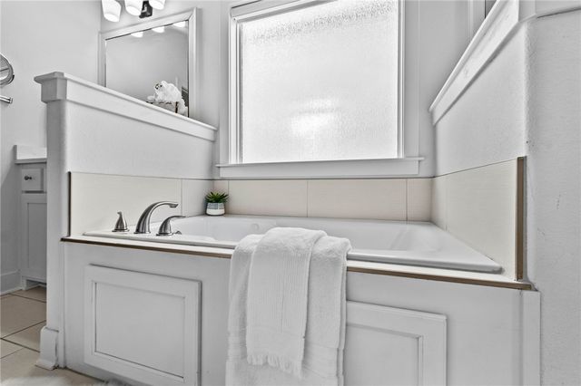 123 Angel Falls Lane, Springdale, AR 72762