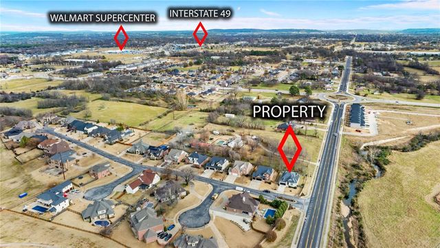 123 Angel Falls Lane, Springdale, AR 72762