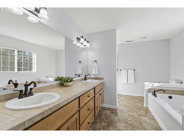 16514 Ne 12TH Ave, Ridgefield, WA 98642