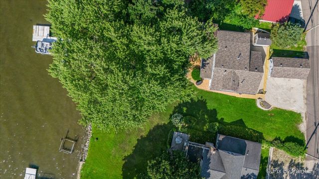 1304 River Terrace Drive, Johnsburg, IL 60051