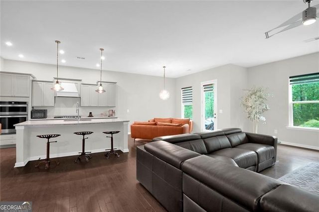 3855 Tamberly Way, Kennesaw, GA 30152