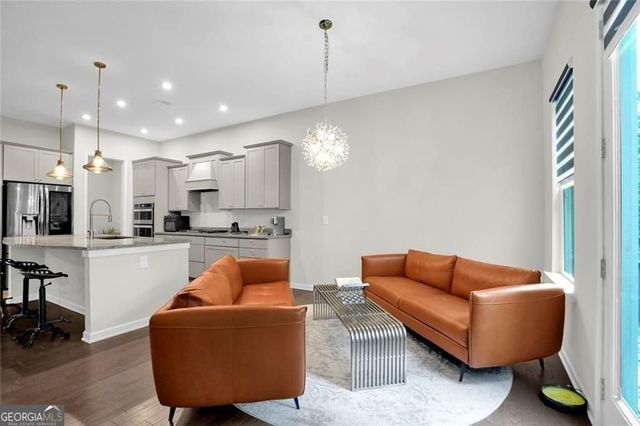 3855 Tamberly Way, Kennesaw, GA 30152