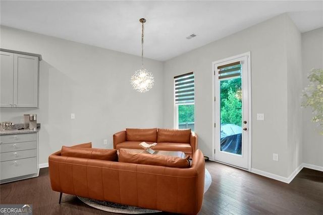 3855 Tamberly Way, Kennesaw, GA 30152