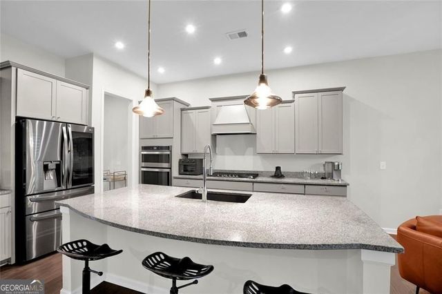 3855 Tamberly Way, Kennesaw, GA 30152