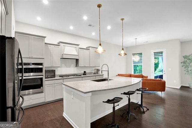 3855 Tamberly Way, Kennesaw, GA 30152