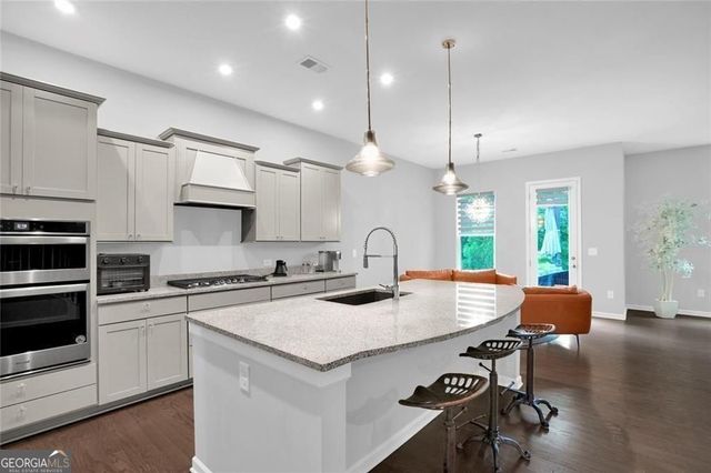 3855 Tamberly Way, Kennesaw, GA 30152