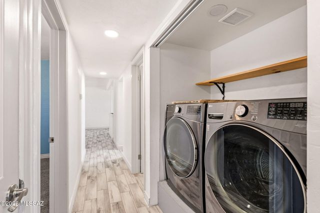 1718 S Avenida Regulo, Tucson, AZ 85710