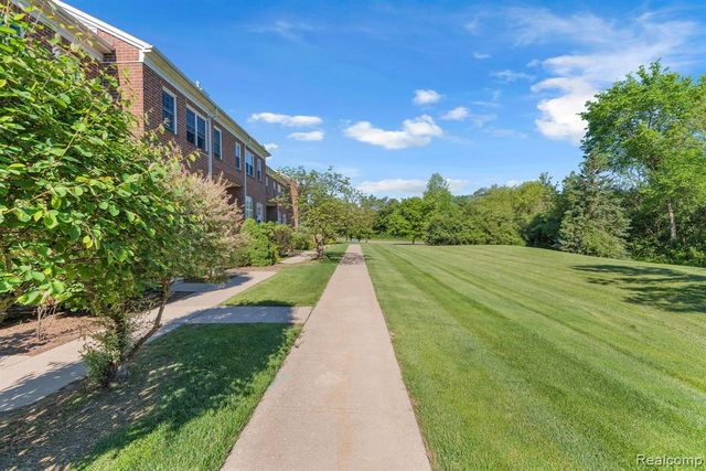 1854 Lindsay Lane, Ann Arbor, MI 48104