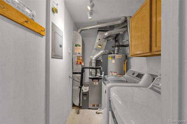 1854 Lindsay Lane, Ann Arbor, MI 48104