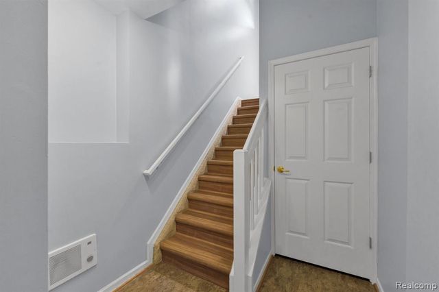 1854 Lindsay Lane, Ann Arbor, MI 48104
