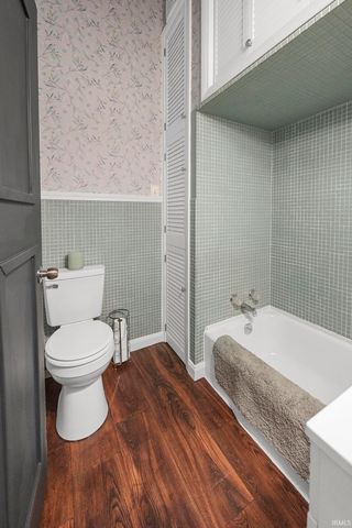 1304 N Chestnut Street, Huntingburg, IN 47542