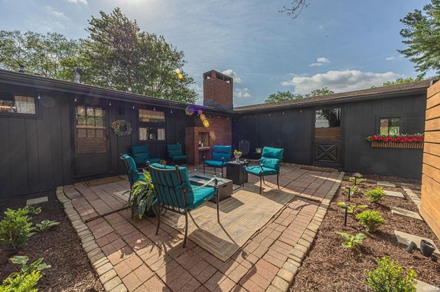 1304 N Chestnut Street, Huntingburg, IN 47542