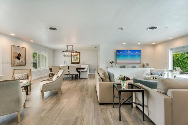 9511 SW 93rd St, Miami, FL 33176