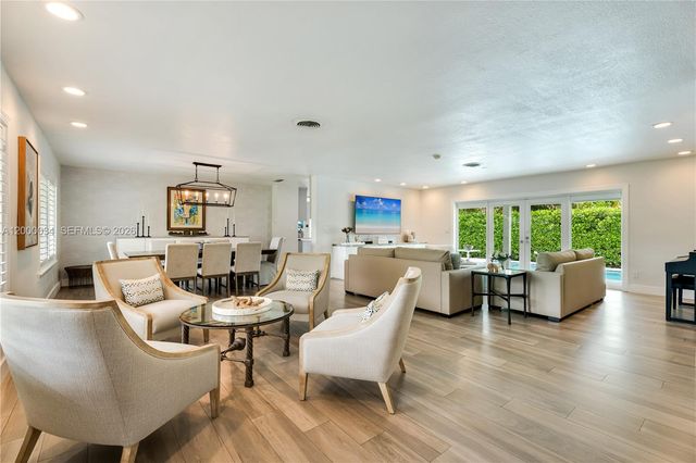 9511 SW 93rd St, Miami, FL 33176