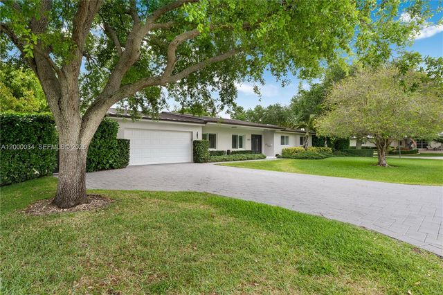 9511 SW 93rd St, Miami, FL 33176