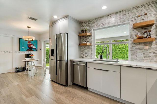 9511 SW 93rd St, Miami, FL 33176