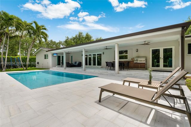 9511 SW 93rd St, Miami, FL 33176