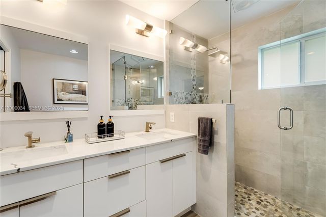 9511 SW 93rd St, Miami, FL 33176