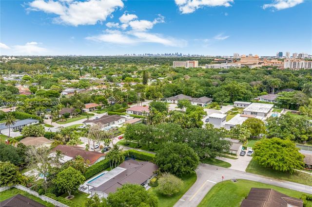 9511 SW 93rd St, Miami, FL 33176