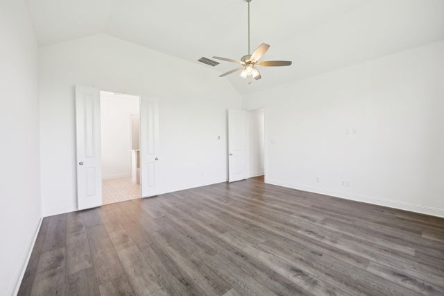 4101 Hawthorn Drive, Aubrey, TX 76227