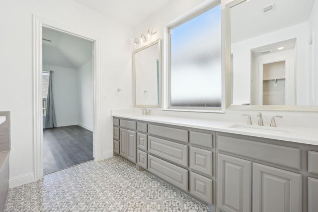 4101 Hawthorn Drive, Aubrey, TX 76227