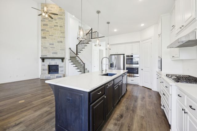 4101 Hawthorn Drive, Aubrey, TX 76227