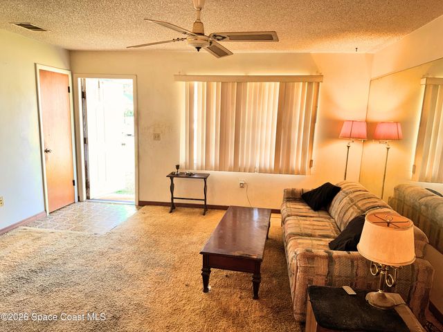 2868 Kensington Drive, Melbourne, FL 32935