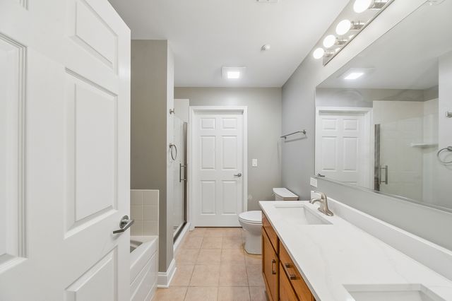 511 Prestwick Lane 307, Wheeling, IL 60090