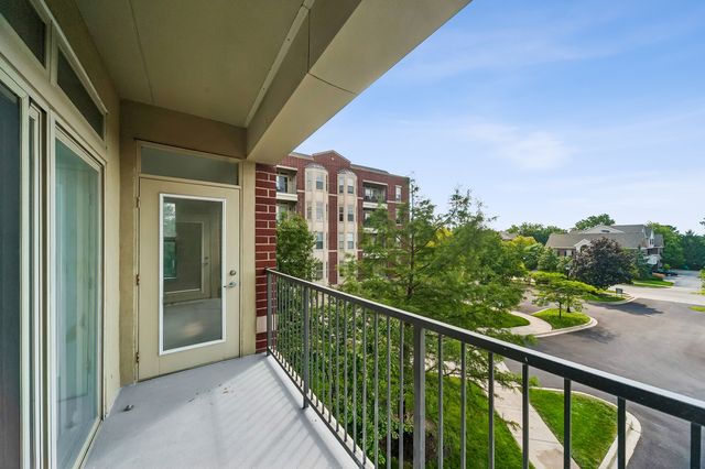 511 Prestwick Lane 307, Wheeling, IL 60090