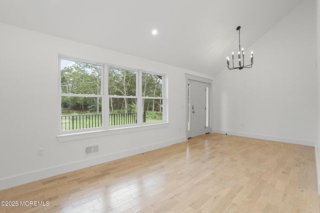 1405 Ridge Avenue, Jackson, NJ 08527