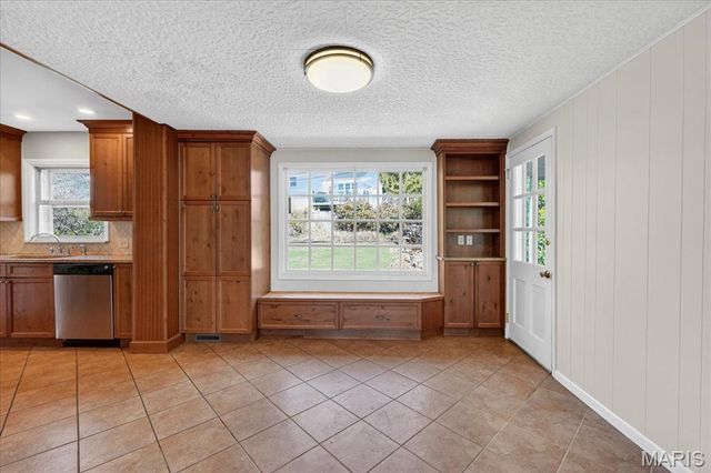 739 Glenvista Place, Glendale, MO 63122