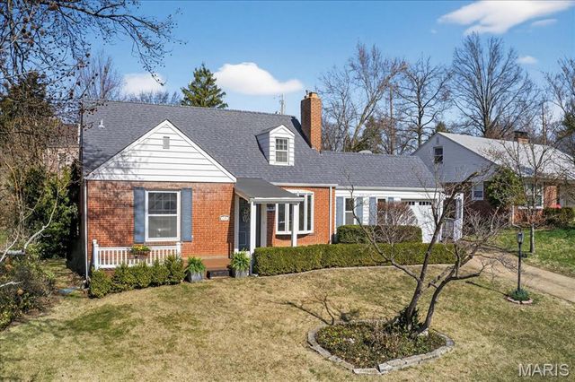 739 Glenvista Place, Glendale, MO 63122